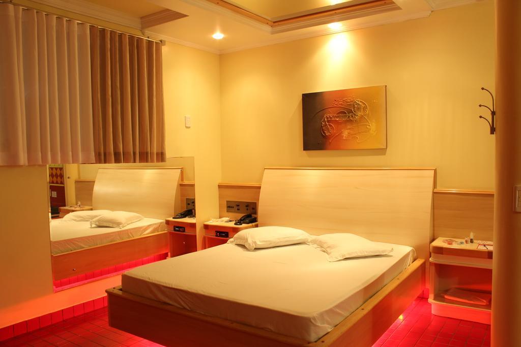 Xenon Motel (Adults Only) Criciuma  Ngoại thất bức ảnh