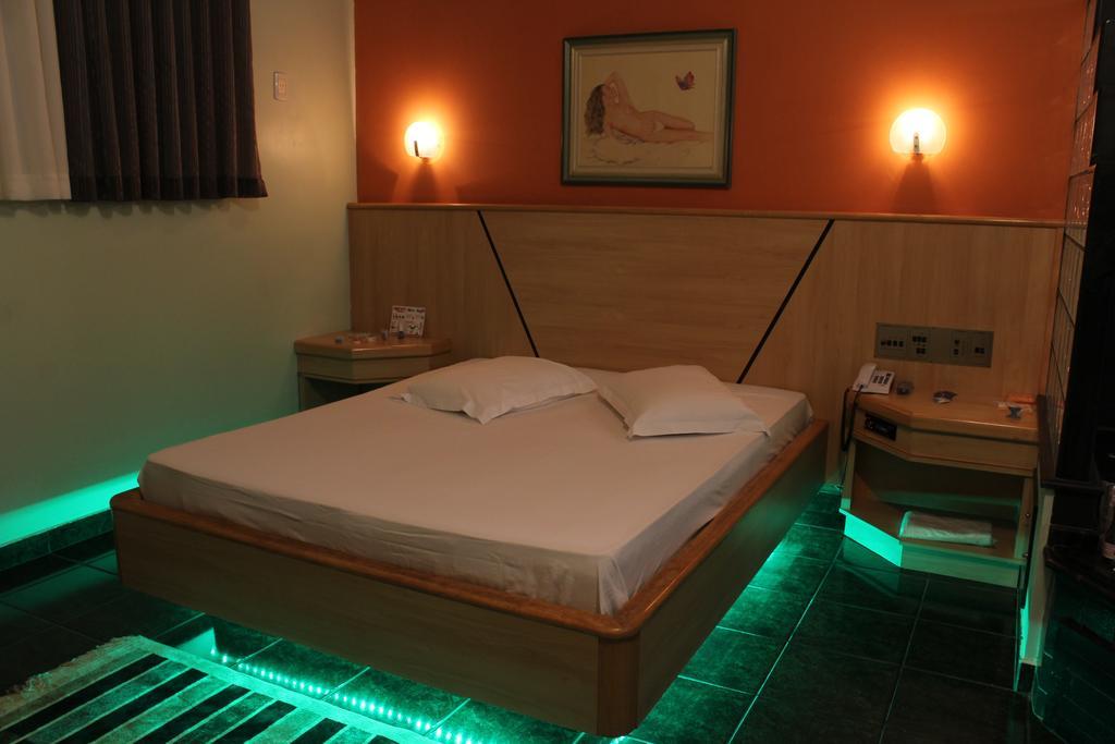 Xenon Motel (Adults Only) Criciuma  Ngoại thất bức ảnh